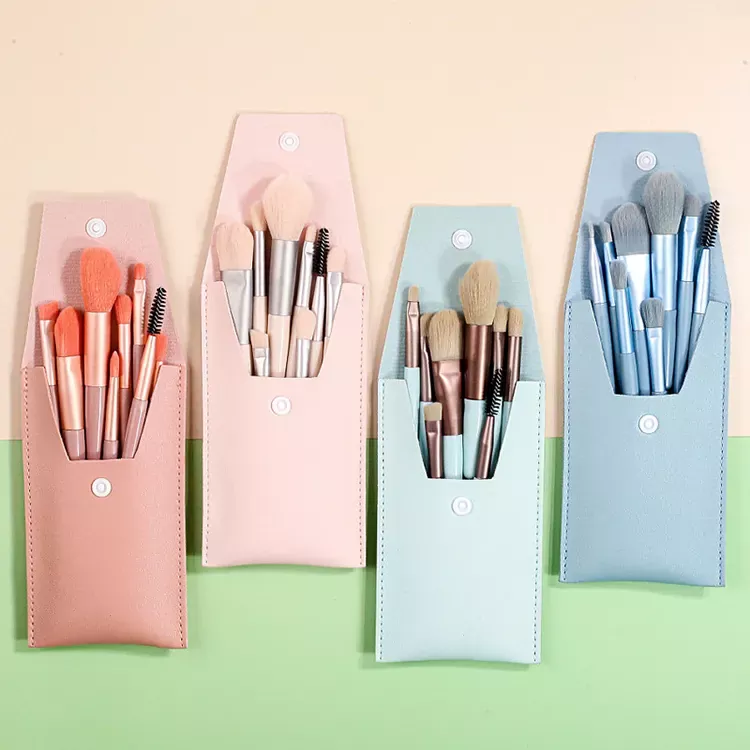 Dapat ko bang hugasan ang mga bagong binili na makeup brush? Paano ko dapat hugasan ang mga ito?